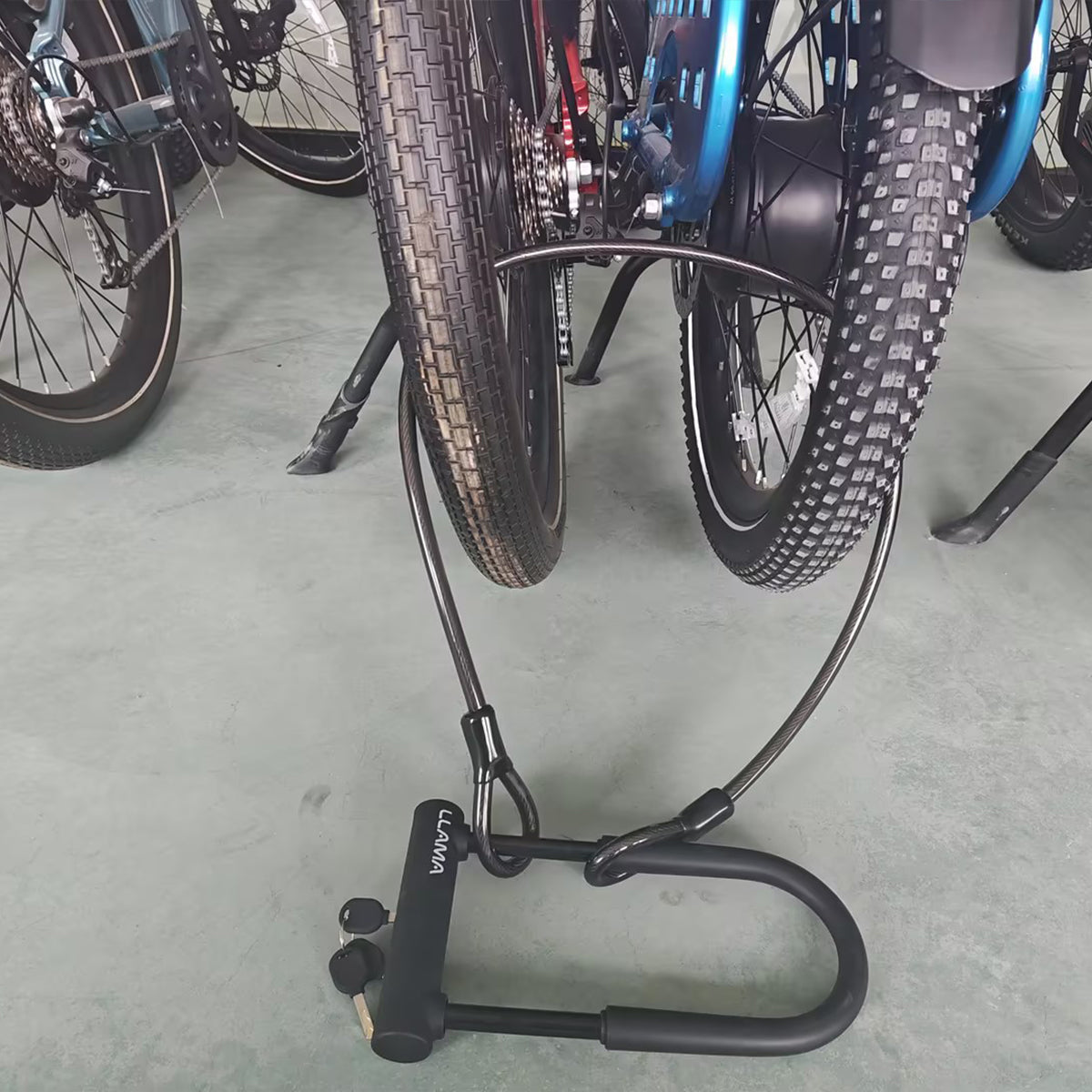 LLAMA TRIKE Heavy-Duty Portable Bike Lock Set